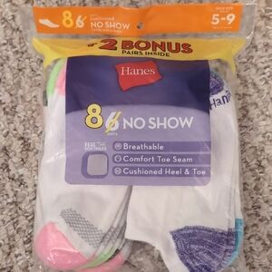 Hanes Casual Socks White and Pink Comfort Toe Seam